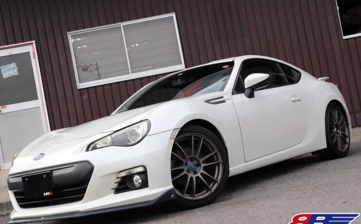 BRZ(ZC6)サテンパールホワイト