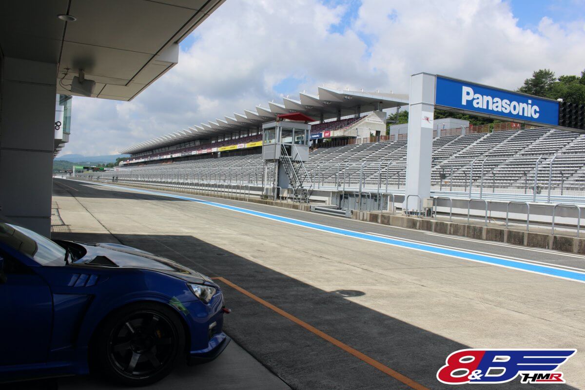 8&B BRZ