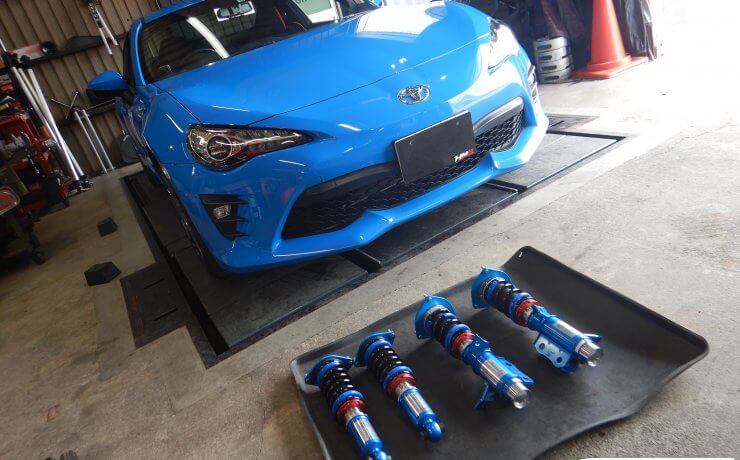 86 ZN6 車高調取付