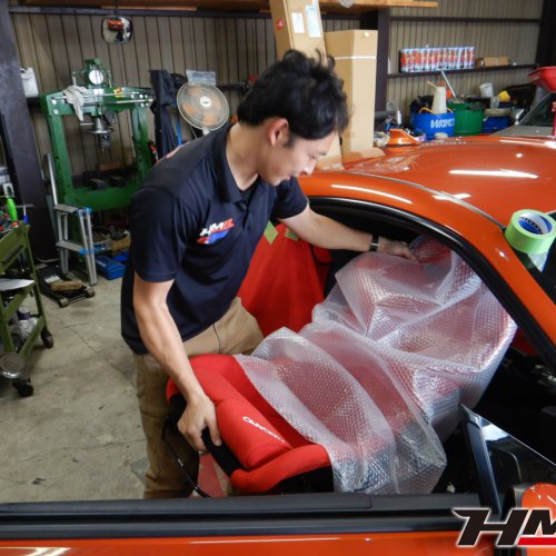 86(ZN6)レカロシート取付け